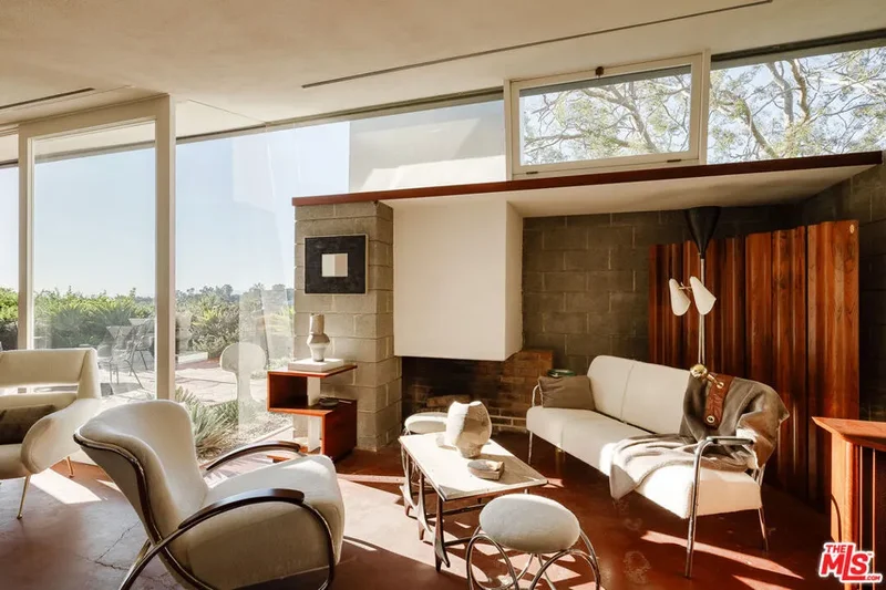 1430 Avon Terrace, Los Angeles, California, United States. - Photo 24
