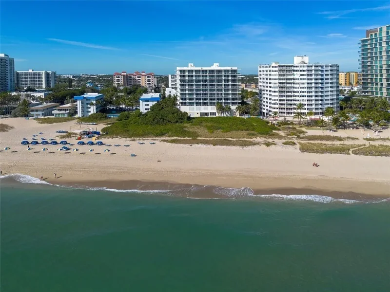 704 N Ocean Boulevard 404, Hillsboro Beach, Florida, United States. - Photo 3