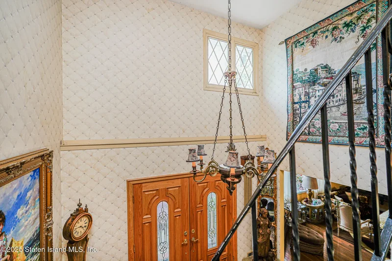 533 Ocean Terrace, New York, New York, United States. - Photo 7