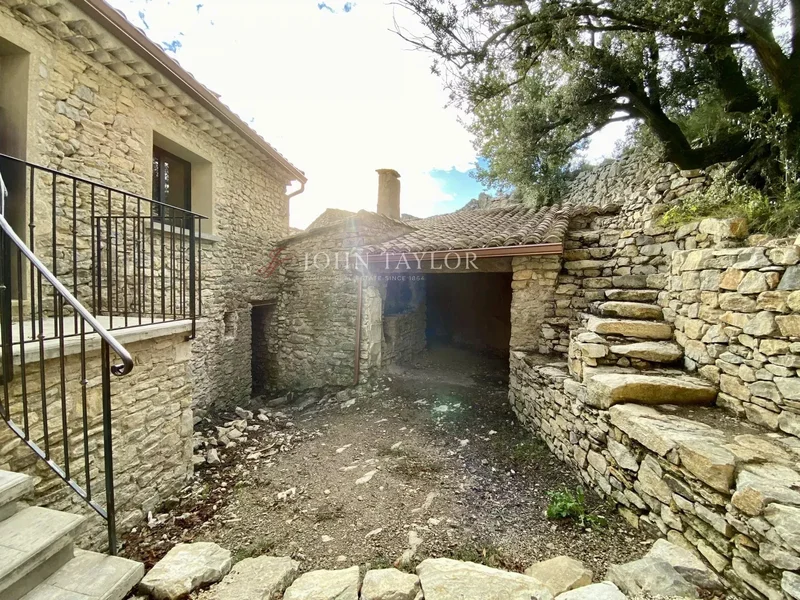 Vaison-la-Romaine, Provence-Alpes-Côte d'Azur, France. - Photo 22