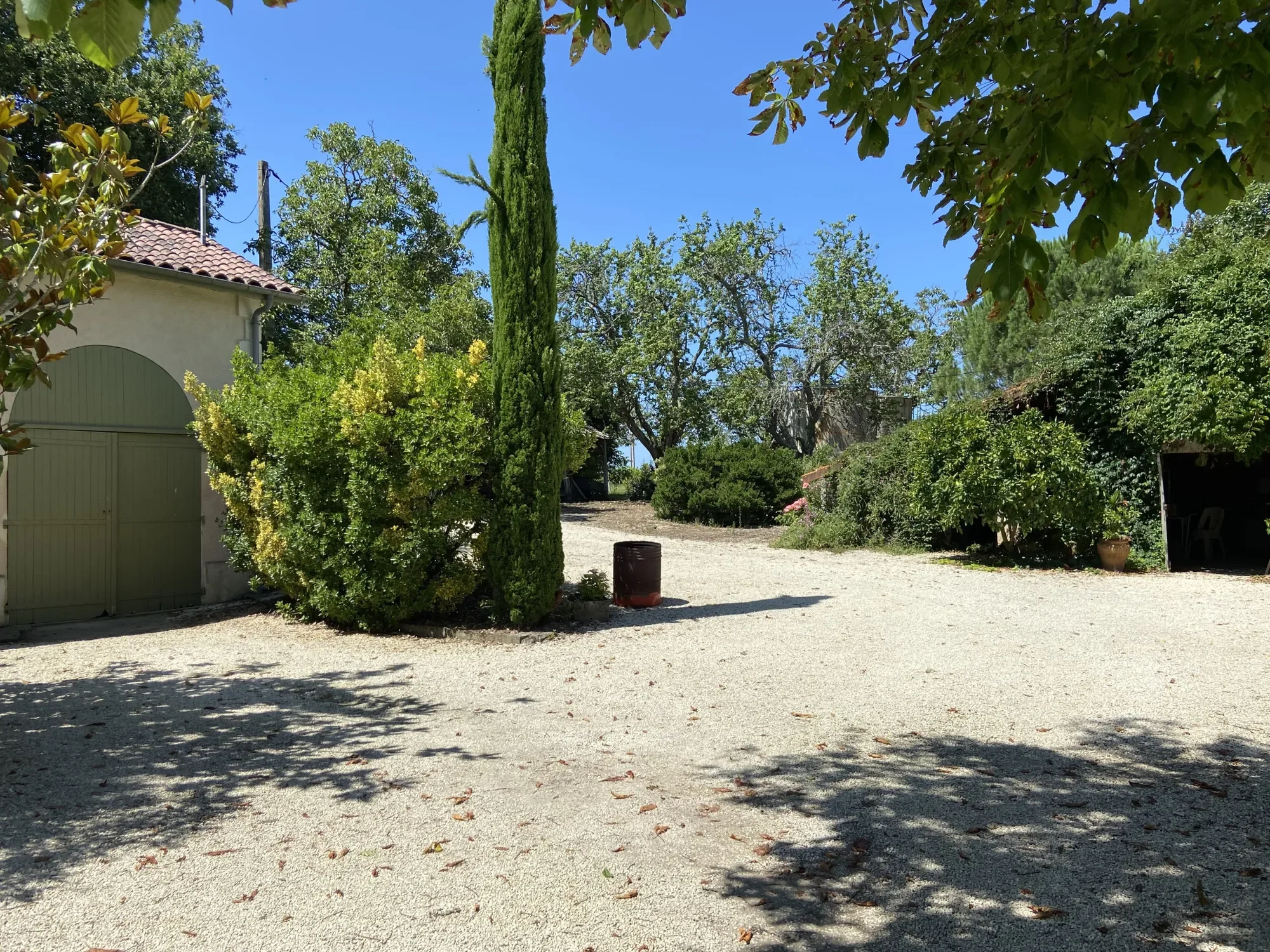 Éauze, Occitanie, France. - Photo 22