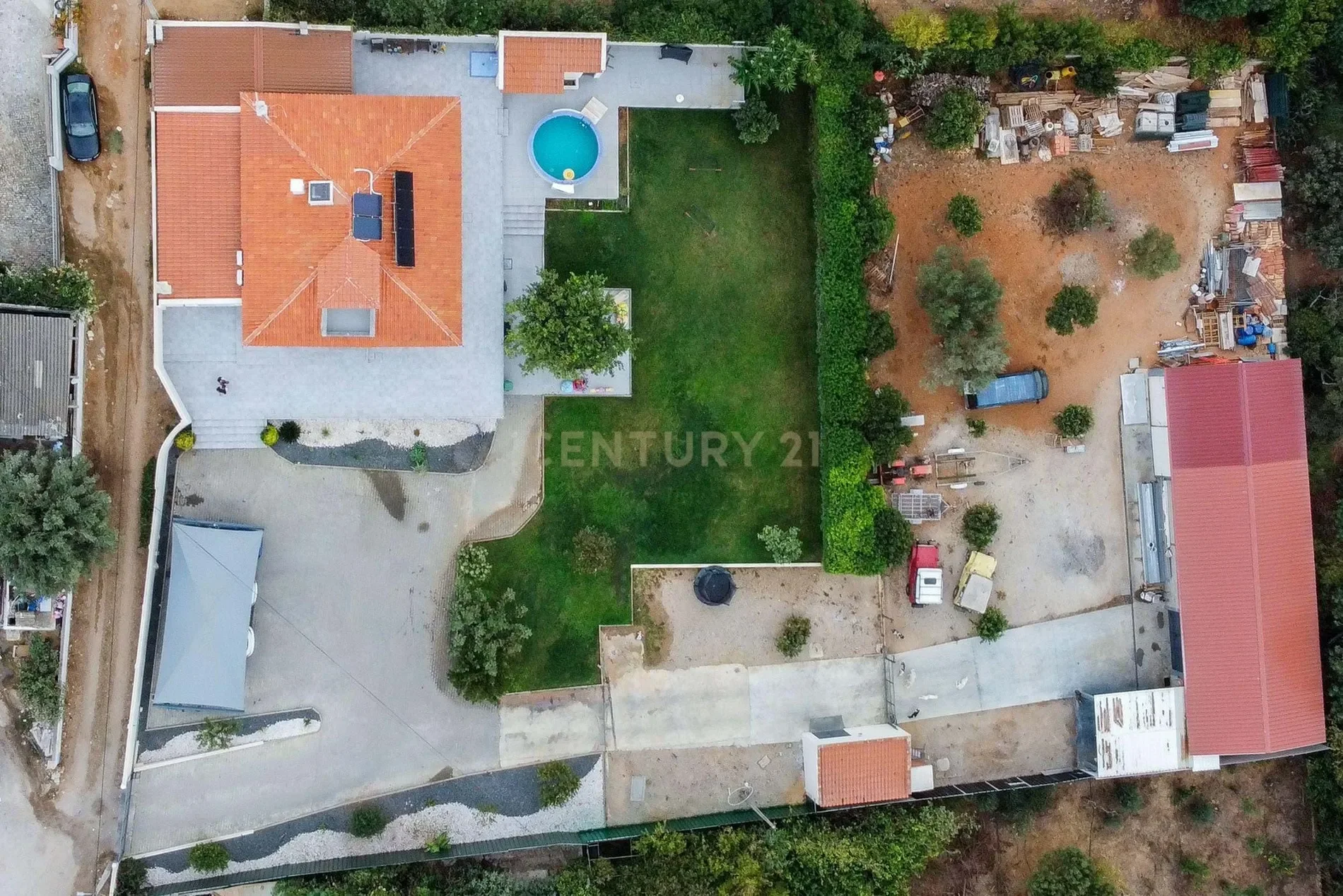Property photo 1