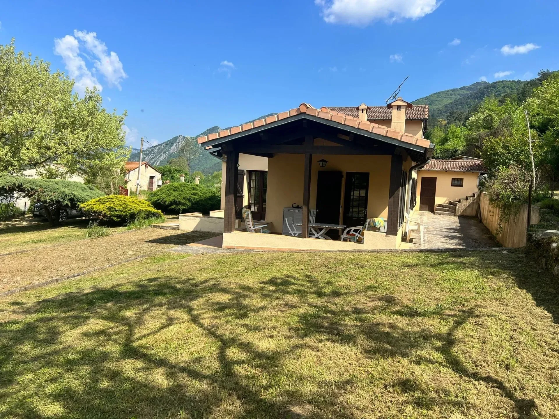 Property photo 11