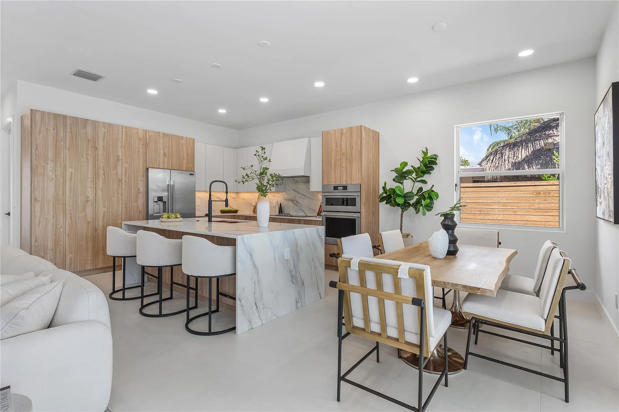 171 SE 4th Ct, Pompano Beach, Florida, United States. - Photo 7