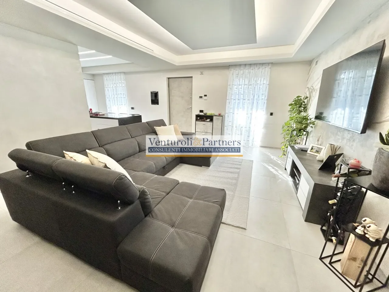 Gallery photo 10