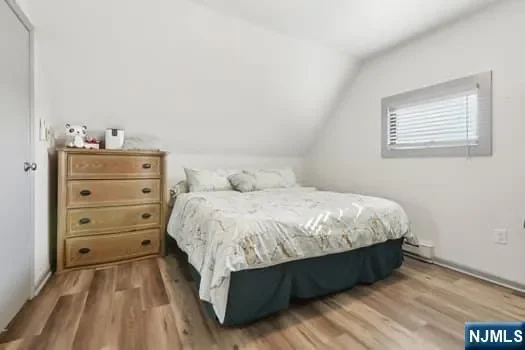 7 Laird Place, Cliffside Park, New Jersey, United States. - Photo 32