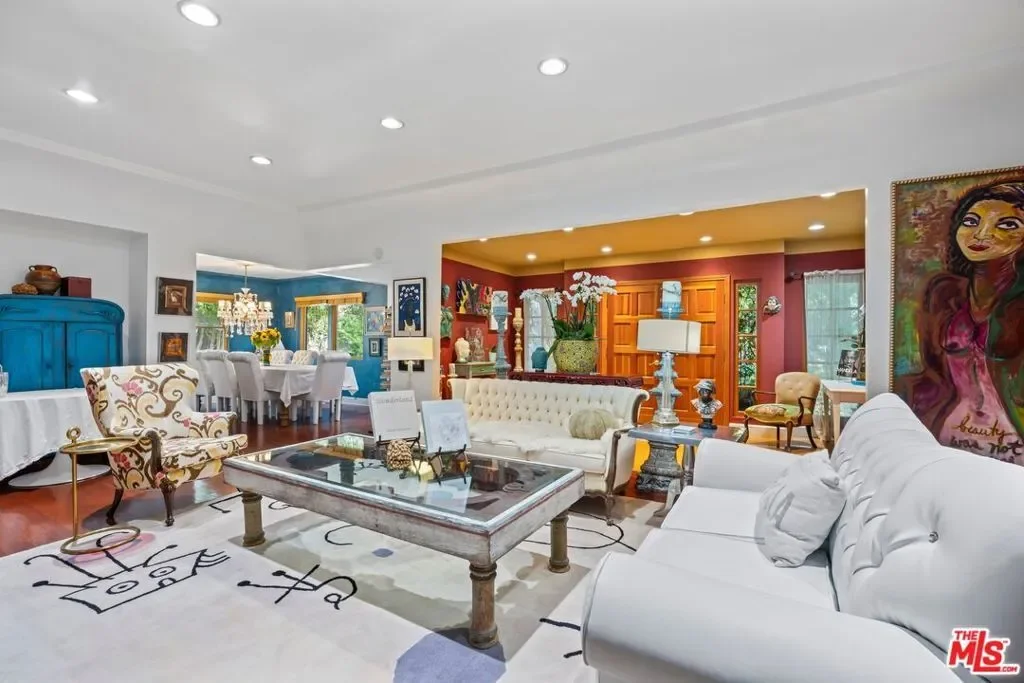 14957 Valley Vista Boulevard, Los Angeles, California, United States. - Photo 7