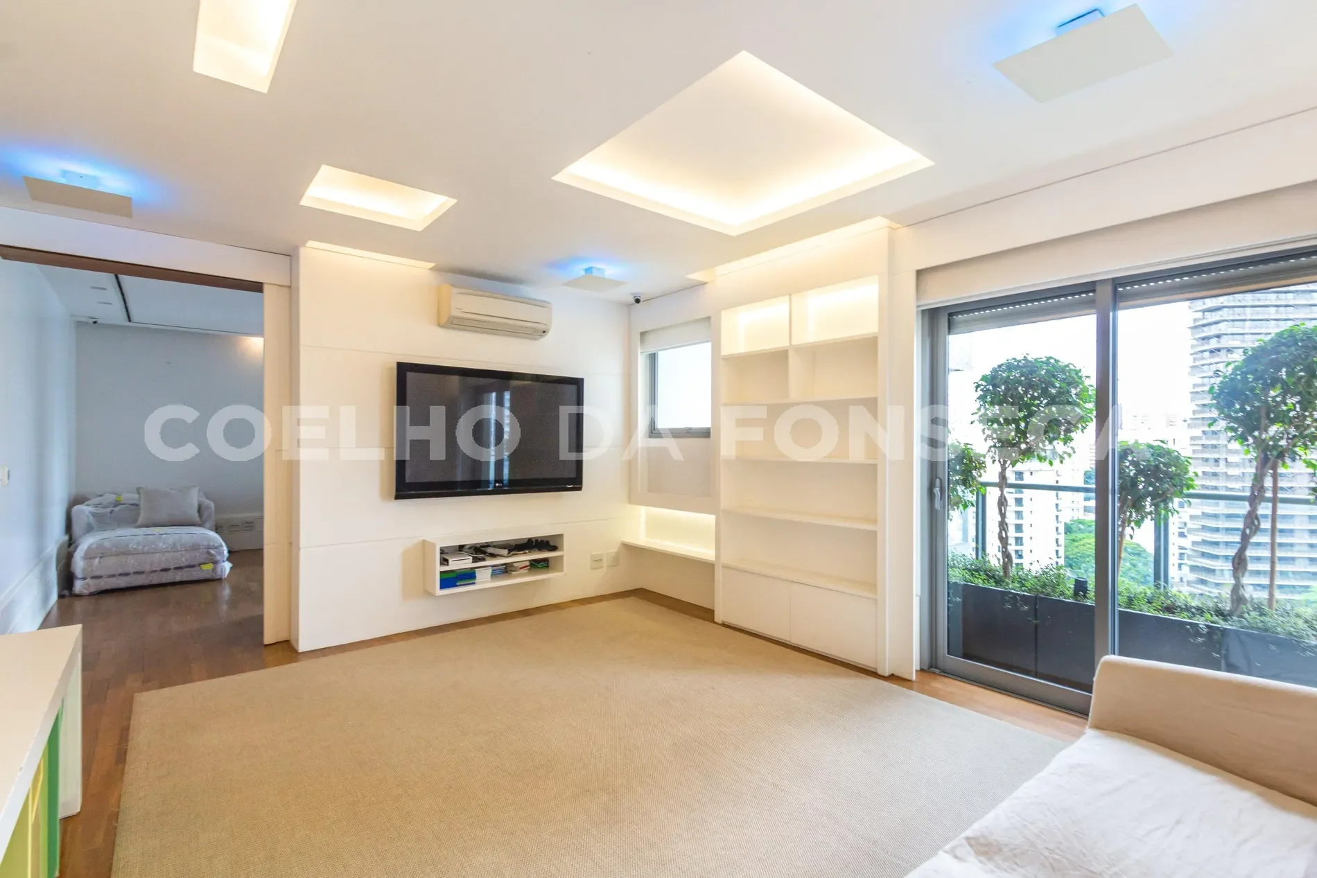 Gallery photo 10