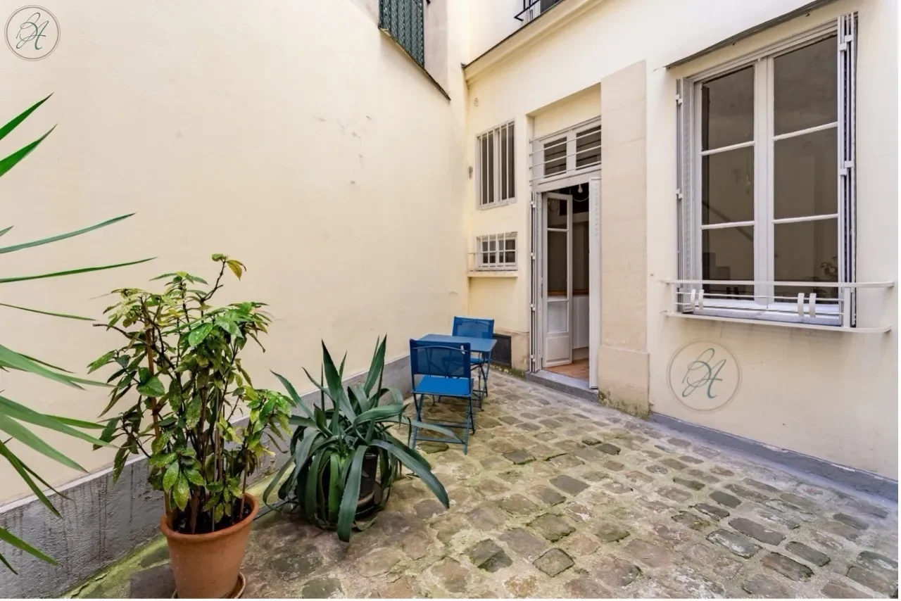 Paris, Île-de-France, France. - Photo 5