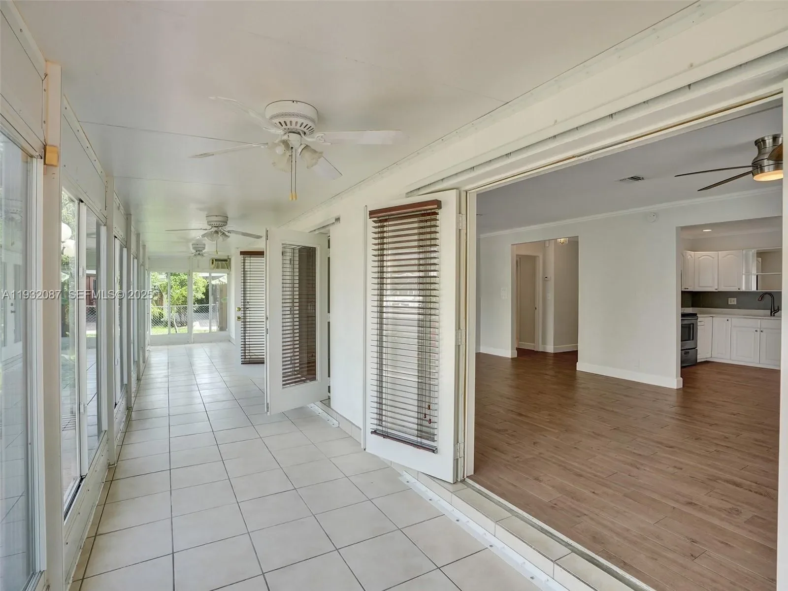 Exterior photo 4