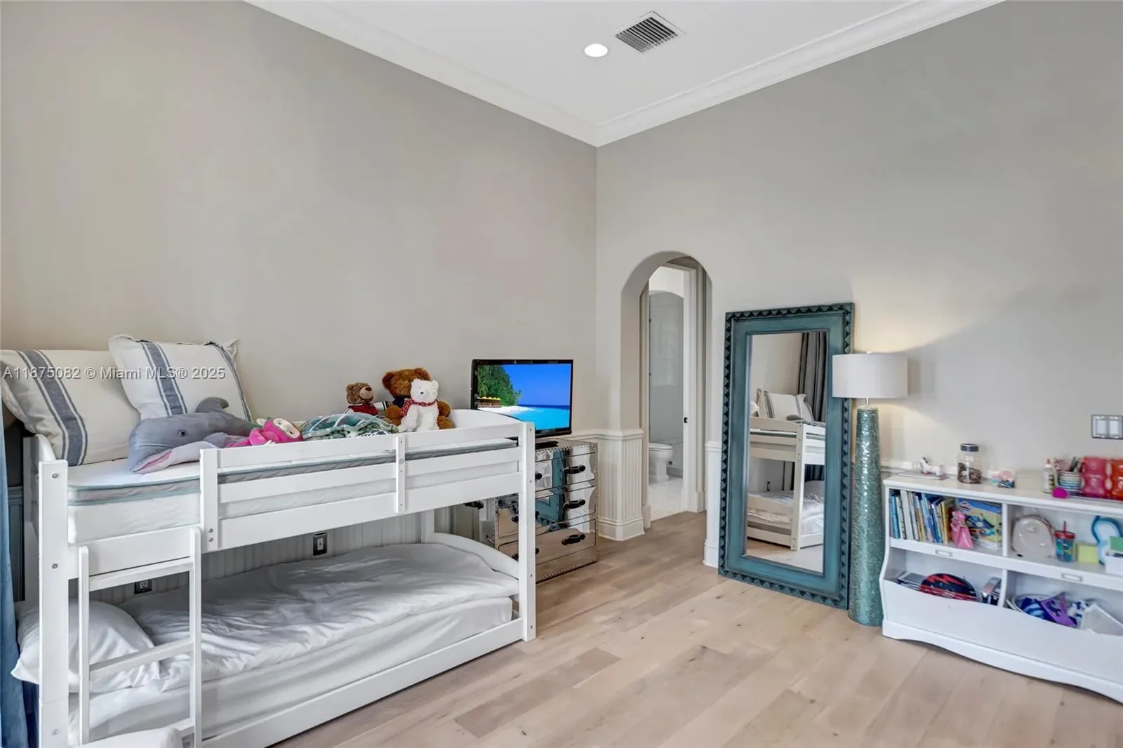 4040 Island Estates Dr, Golden Beach, Florida, United States. - Photo 34