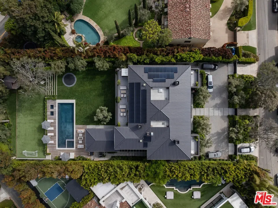 250 S Rockingham Avenue, Los Angeles, California, United States. - Photo 9