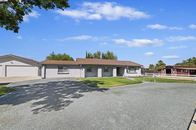 23551 Rancho Ramon Ct, Tracy, California, United States. - Photo 23