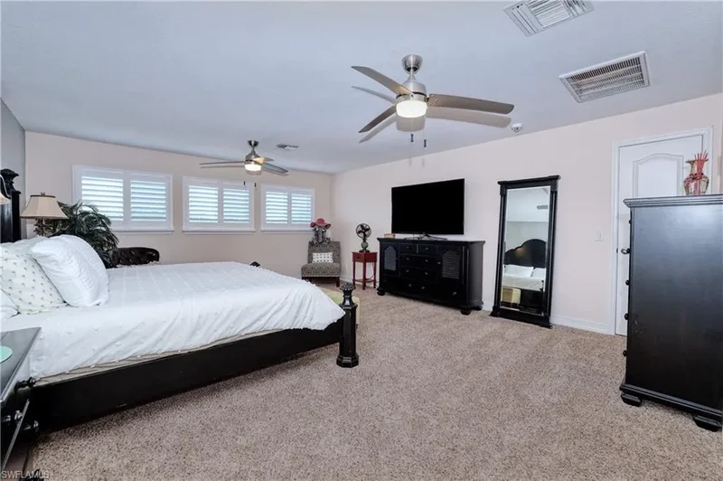 2632 Fairmont Cove CT, CAPE CORAL, FL 33991, Cape Coral, Florida, United States. - Photo 35