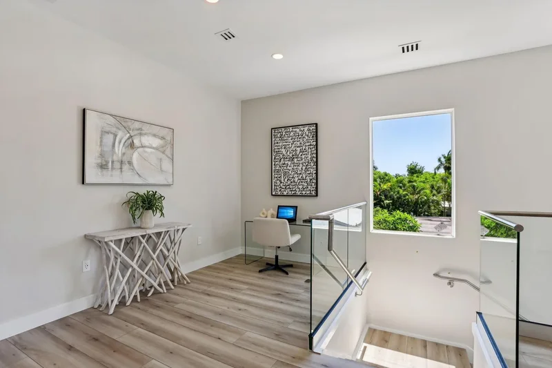 827 N Lake Avenue, Delray Beach, Florida, United States. - Photo 28