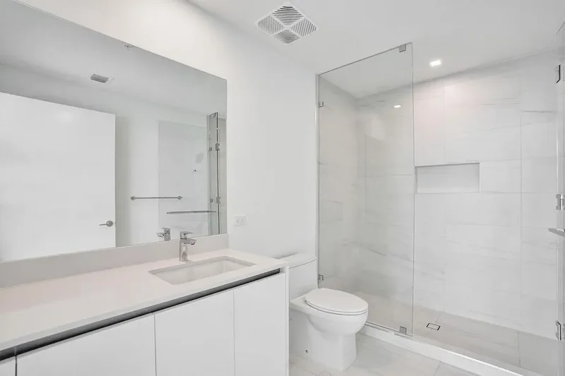 900 N Ocean Blvd. 1405, Hillsboro Beach, Florida, United States. - Photo 34