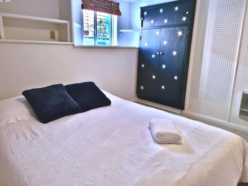 3103 Central, Alameda, California, United States. - Photo 29