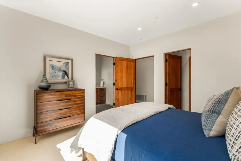 7 Plano Arbolito , Santa Fe, NM 87506, Santa Fe, New Mexico, United States. - Photo 44
