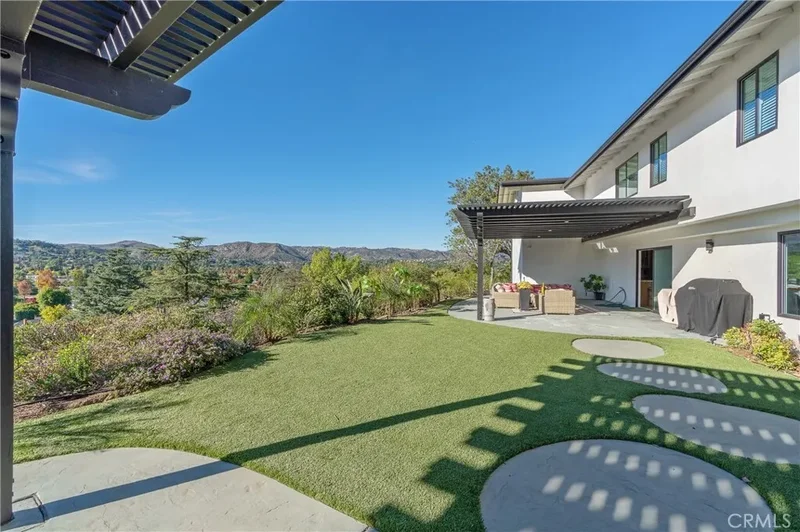 23534 Aetna St, Woodland Hills, CA 91367, Los Angeles, California, United States. - Photo 14