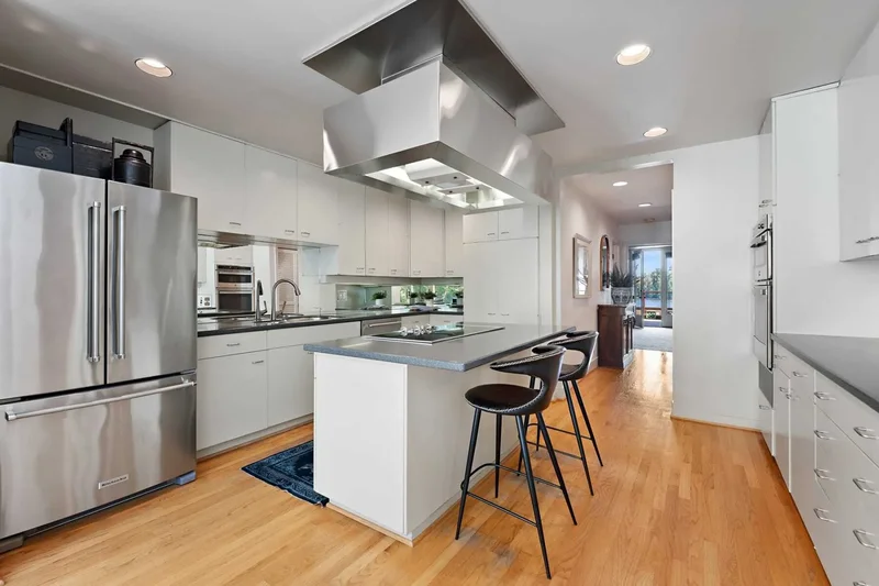 5250 S LANDING SQUARE DR #13 , Portland, OR 97239, Portland, Oregon, United States. - Photo 25