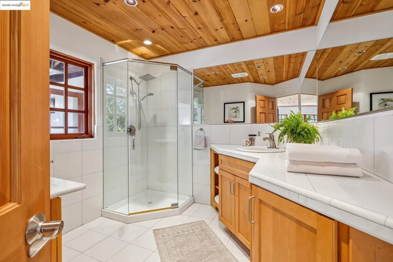 1531 Foster Rd, Napa, California, United States. - Photo 55