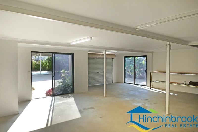 Cardwell, Marine Parade, Cardwell, Queensland, Australia. - Photo 32