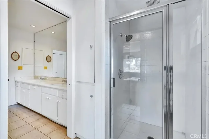 211 Peacock Lane, Montebello, California, United States. - Photo 19