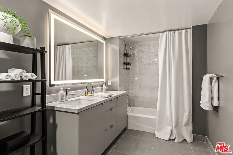 700 Main Street 15, Los Angeles, California, United States. - Photo 21