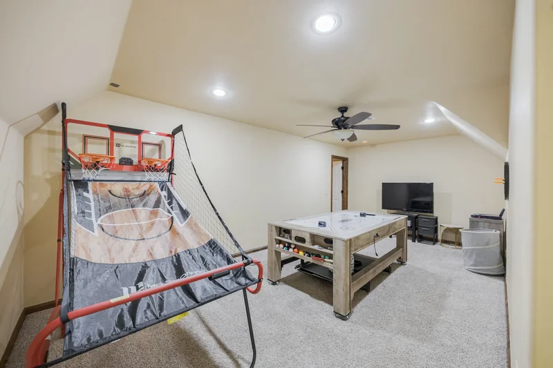 701 Tacoma Bridge Court , Edmond, OK 73034, Edmond, Oklahoma, United States. - Photo 44