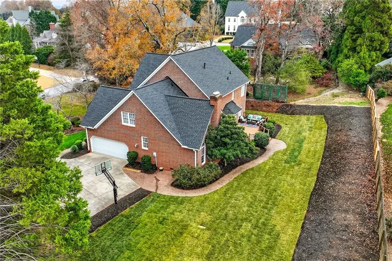 7 Hitchcock Lane, Greenville, SC 29615, Greenville, South Carolina, United States. - Photo 39