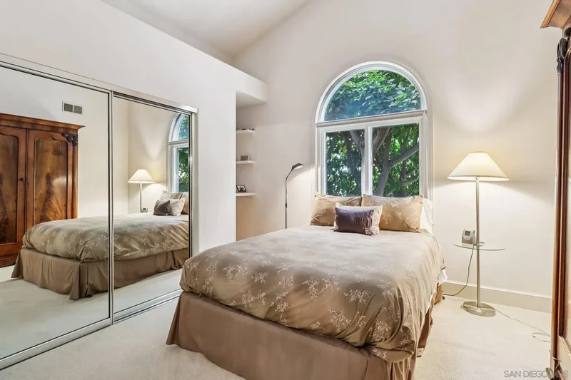 1295 W Redwood St, San Diego, California, United States. - Photo 28