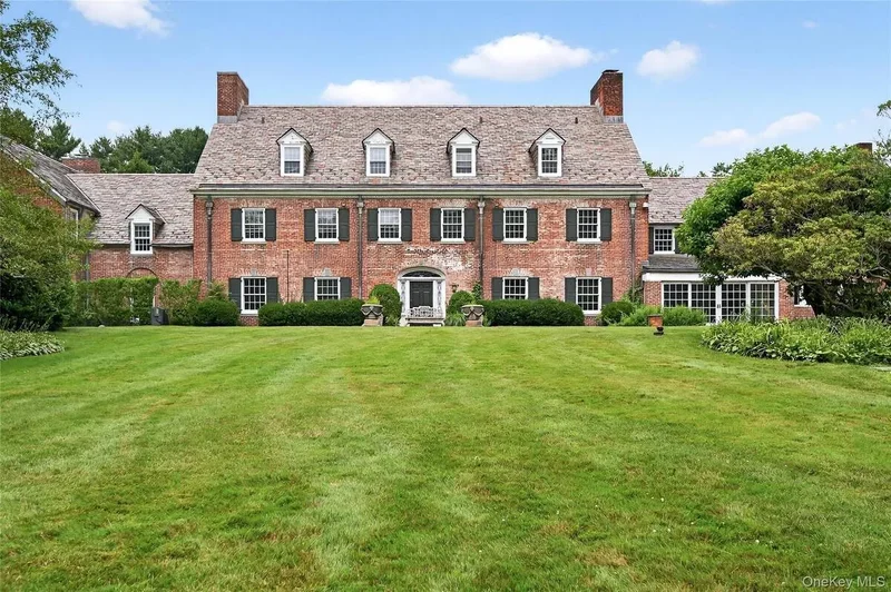 60 Piping Rock Road, Upper Brookville, New York, United States. - Photo 13