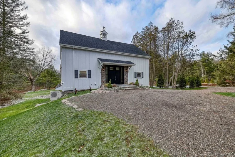 2489 NY-42, Forestburgh, NY, 12777, USA, Forestburgh, New York, United States. - Photo 35