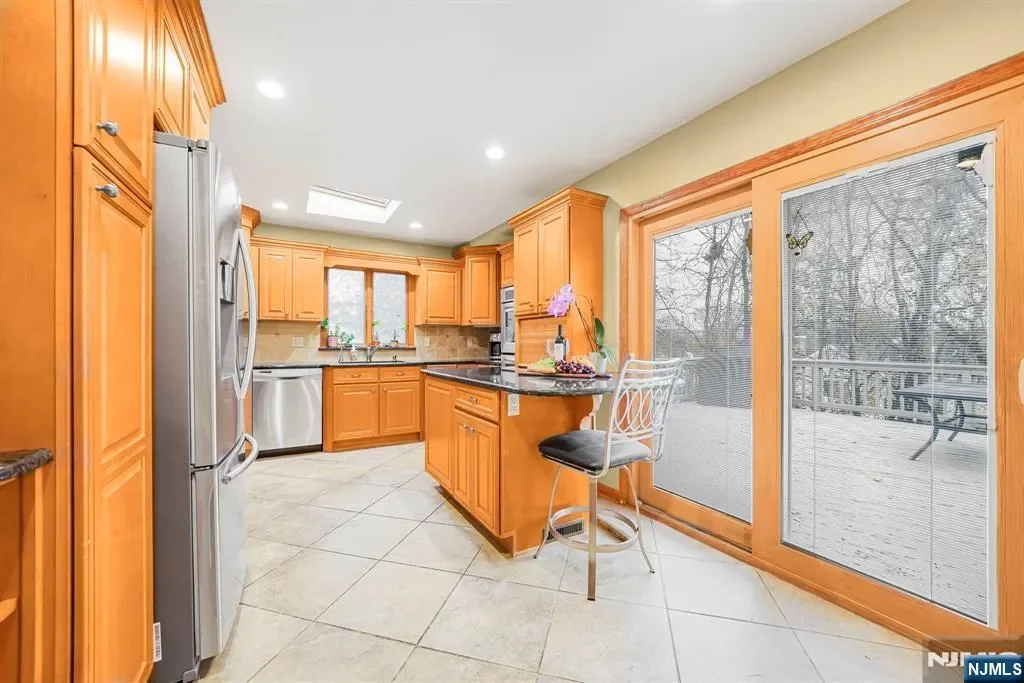 12 Clinton Lane, Wayne, NJ 07470, Wayne, New Jersey, United States. - Photo 10