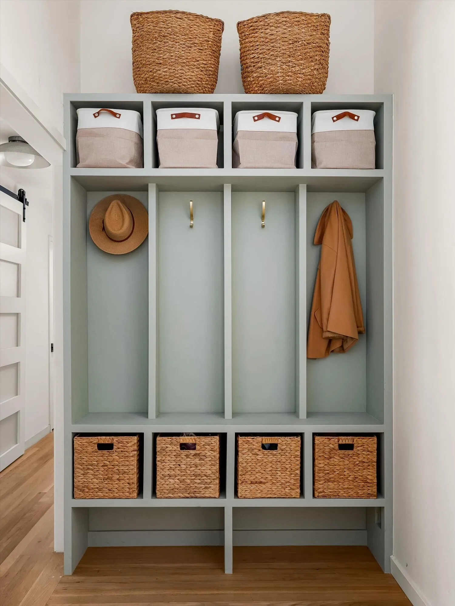 246 San Julian Avenue, Santa Barbara, California, United States. - Photo 7