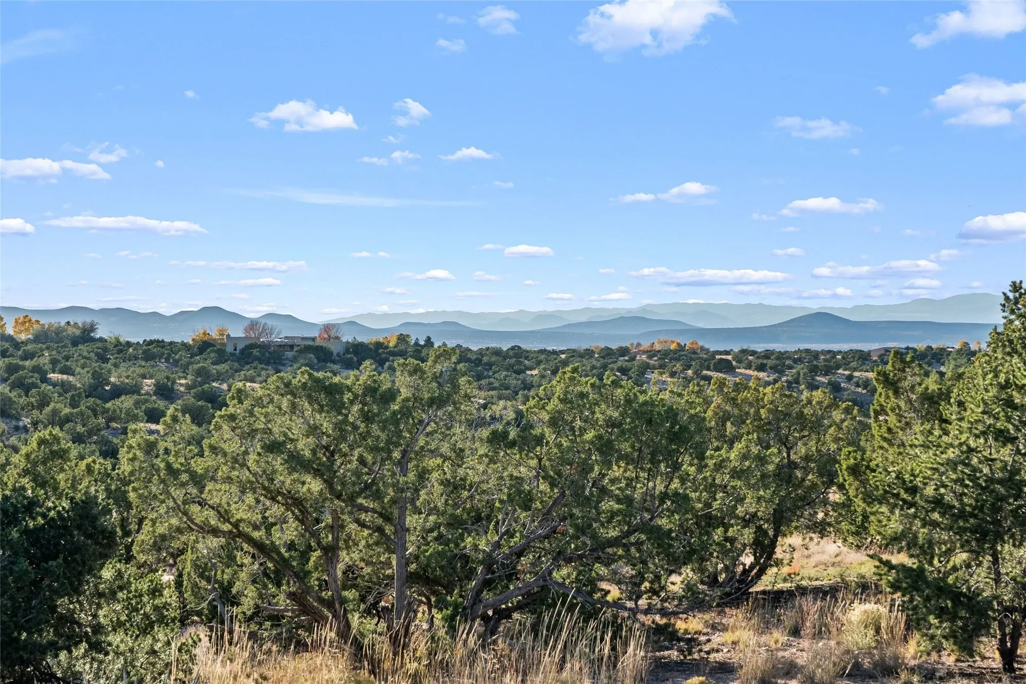 30 Vuelta Tomas , Santa Fe, NM 87506, Santa Fe, New Mexico, United States. - Photo 32