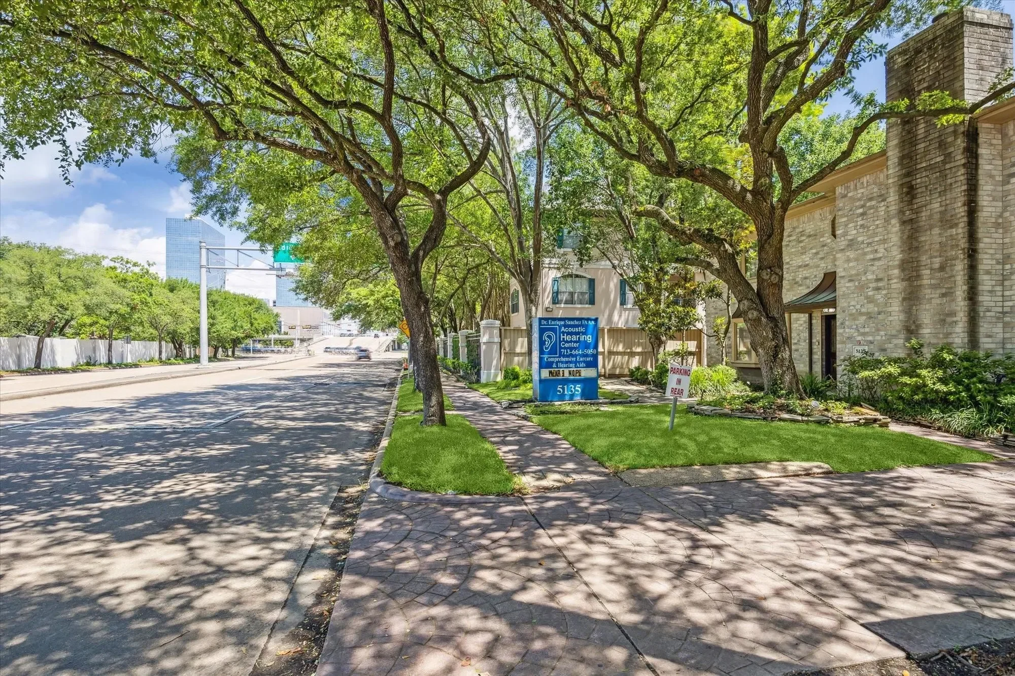 5135 Edloe Street, Houston, Texas, United States. - Photo 21