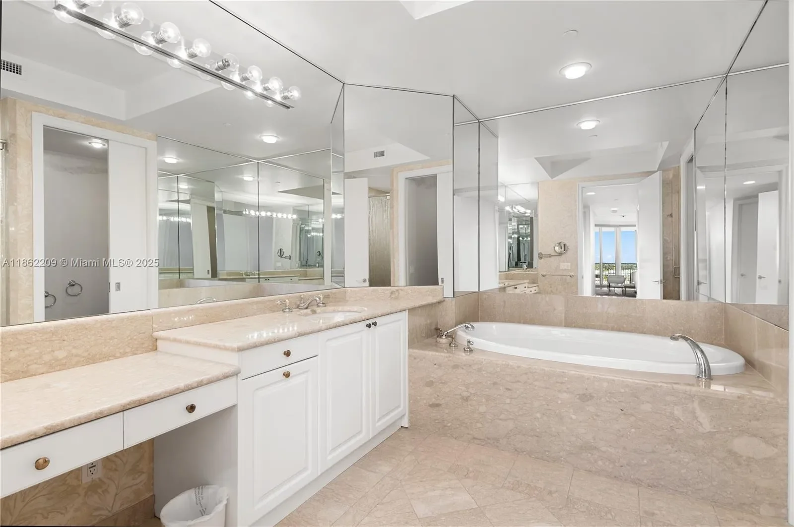 19925 NE 39th Pl 603, Aventura, Florida, United States. - Photo 17
