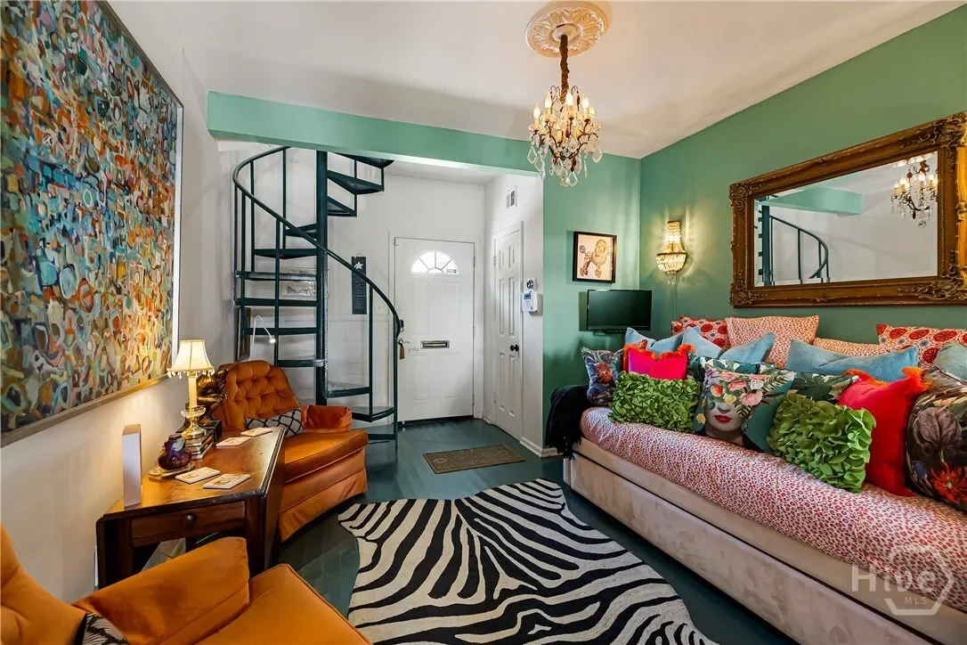407 E Jones Street, Savannah, Georgia, United States. - Photo 23
