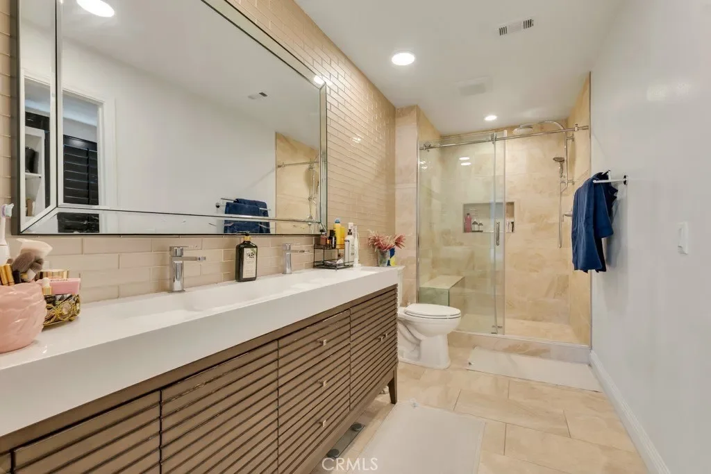 12356 Longacre, Granada Hills, CA, 91344, USA, Los Angeles, California, United States. - Photo 6