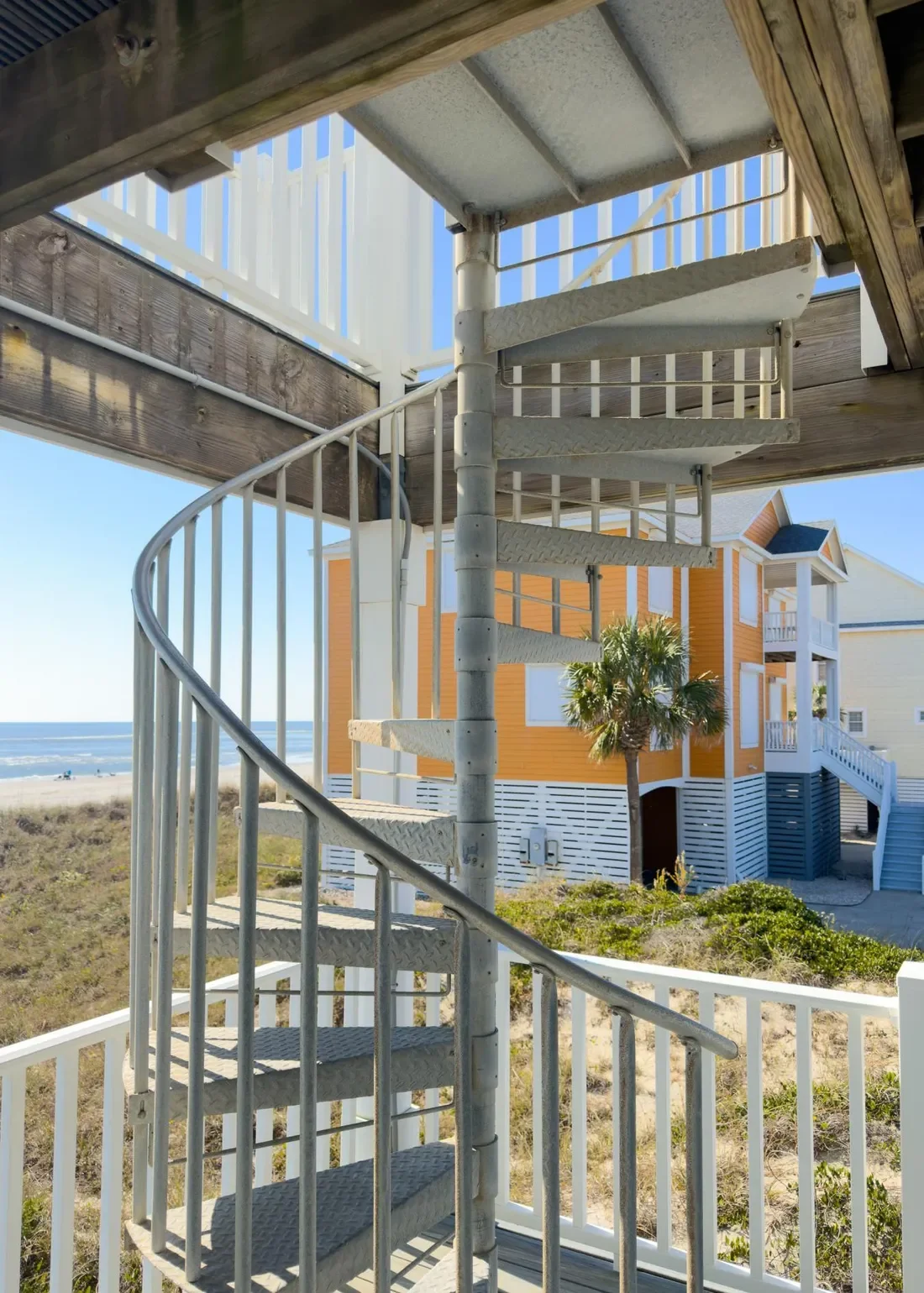 6901 W Beach Drive, Oak Island, North Carolina, United States. - Photo 31