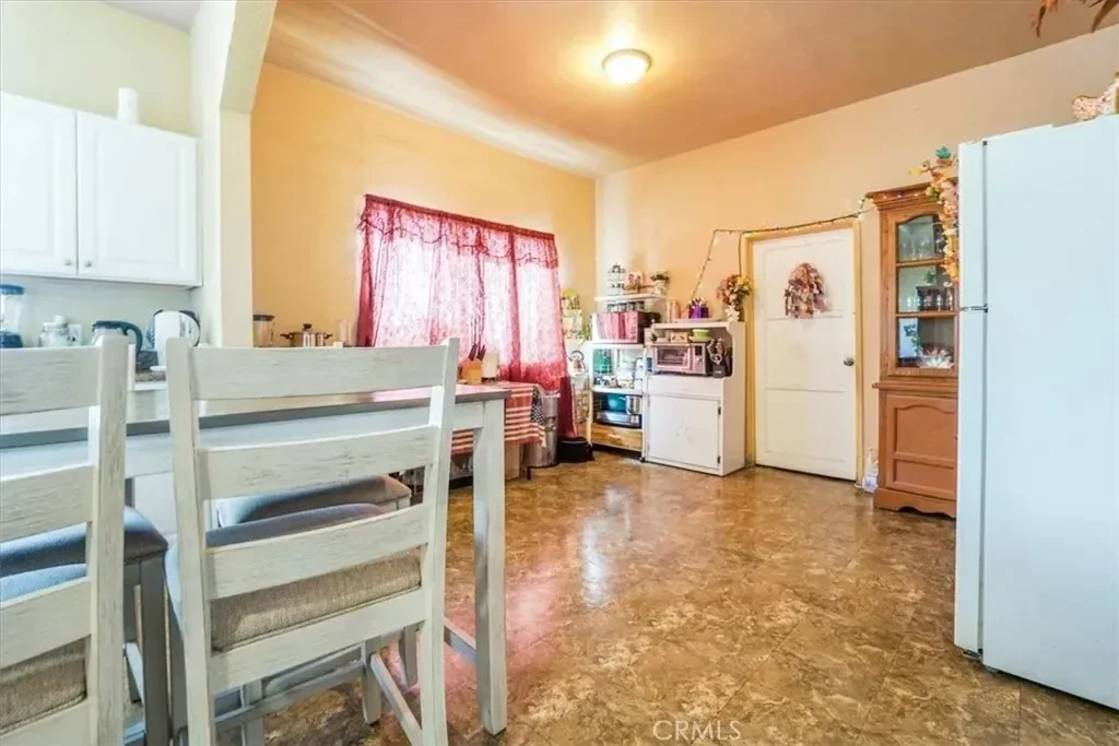 2122 Thomas Street, Los Angeles, California, United States. - Photo 21