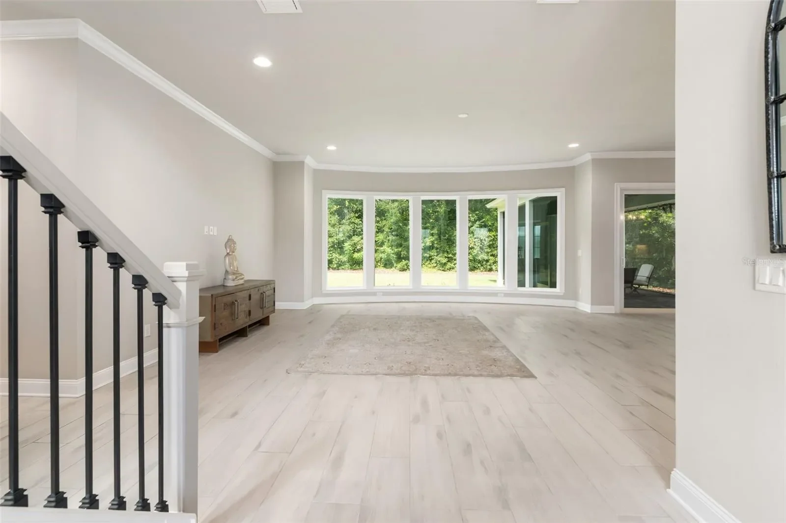 Gallery photo 6