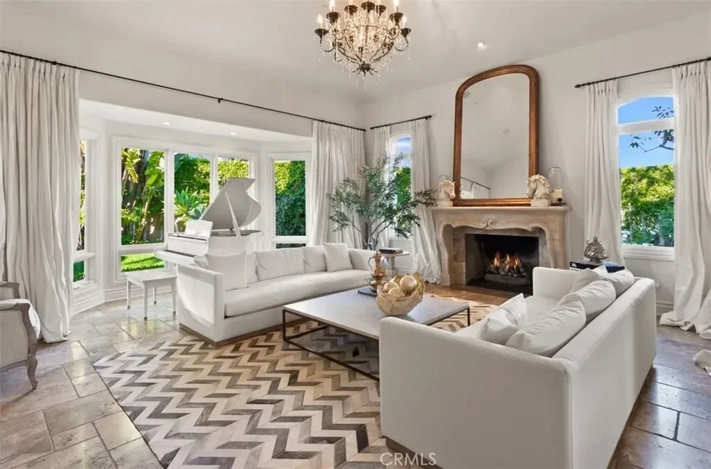 6 Windemere Court, Newport Beach, California, United States. - Photo 5