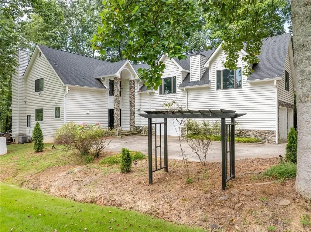 452 Brookwood Drive W, Cumming, Georgia, United States. - Photo 9