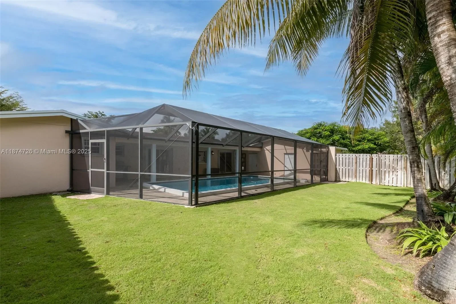 13901 SW 78th Pl, Coral Gables, Florida, United States. - Photo 17