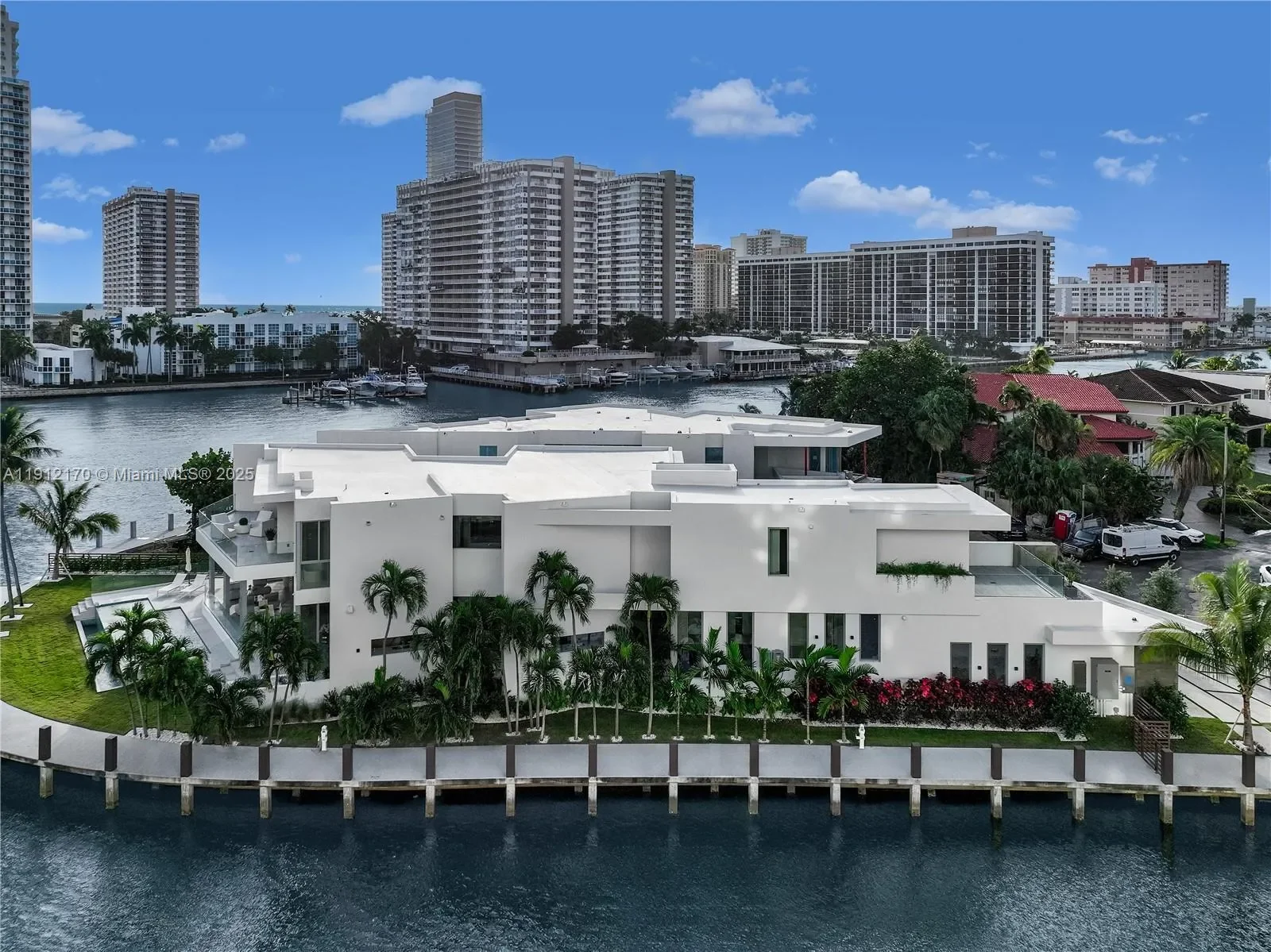 501 Palm Dr, Hallandale Beach, Florida, United States. - Photo 46