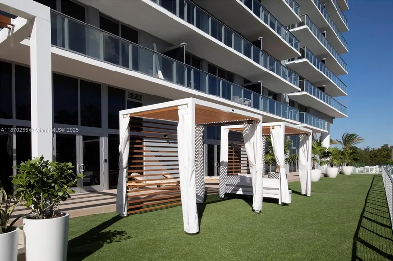 16385 Biscayne Blvd, Golden Beach, Florida, United States. - Photo 42