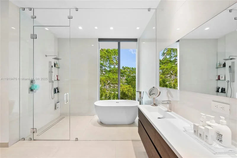 1202 NE 93rd St, Miami, Florida, United States. - Photo 7