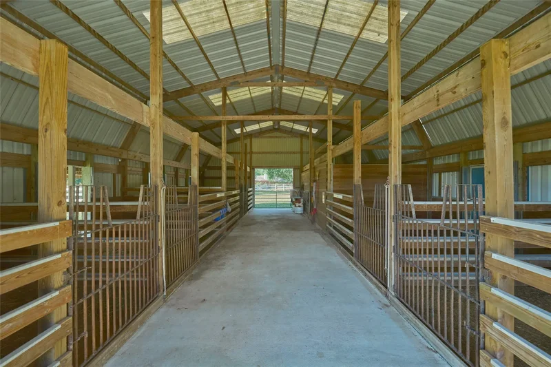 28207 Dobbin Huffsmith Road, Magnolia, TX 77354, Magnolia, Texas, United States. - Photo 33
